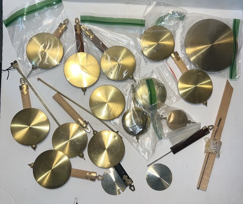 Lot pendulums and more - lot,